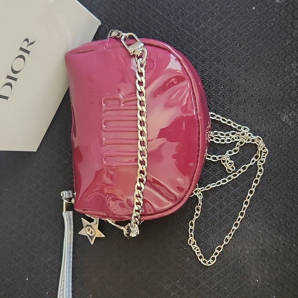 DIOR PATENT LEATHER BEAUTE POUCH NWOT - Picture 4 of 8